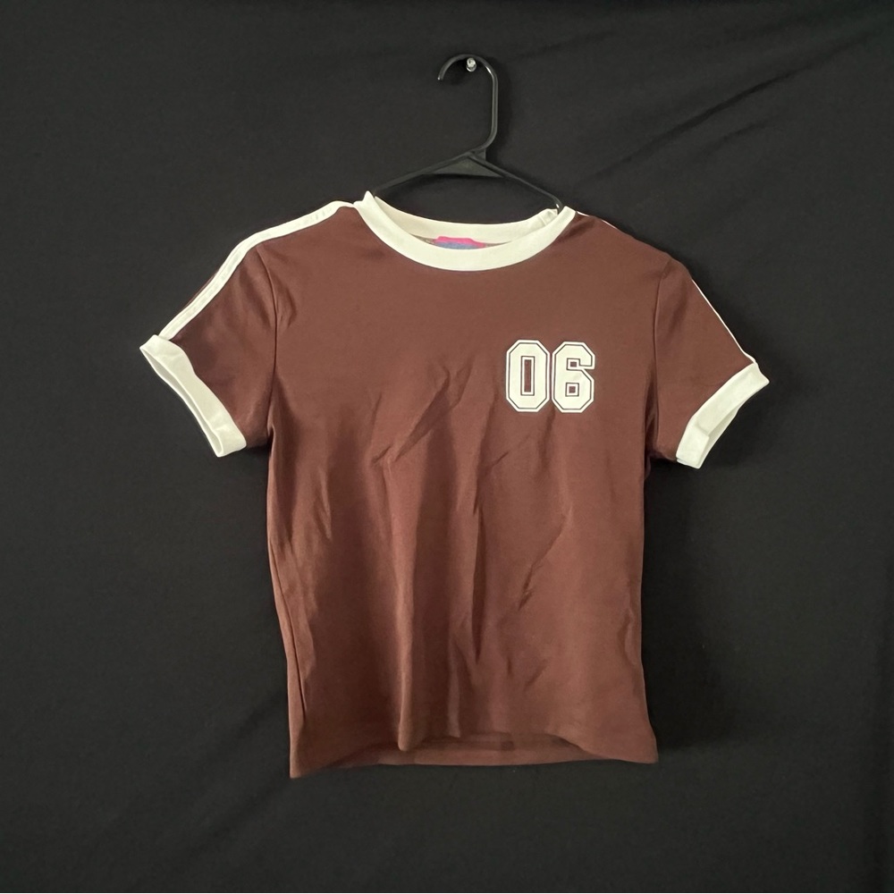 Edikted Chocolate Tee with Ivory Accents